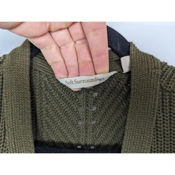 SOFT SURROUNDINGS M Green Embroidered Bead 3D Floral Cardigan Sweater Jacket - Picture 11 of 16